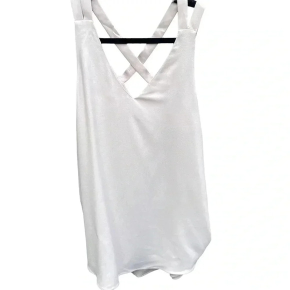 River Island Cream Sleeveless Blouse - Picture 3 of 7